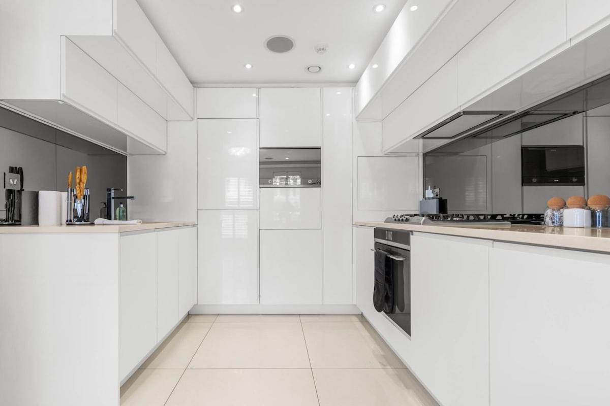 Stylish Hyde Park Two-bedroom Escape Apartamento *